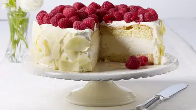 Marc de Champagne Torte (helle Trüffeltorte) Rezept - Foto: LECKER @ Bauer Media Group