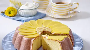 Margeriten-Torte mit Marzipan Rezept - Foto: LECKER @ Bauer Media Group Margeriten-Torte mit Marzipan Rezept - Foto: LECKER @ Bauer Media Group