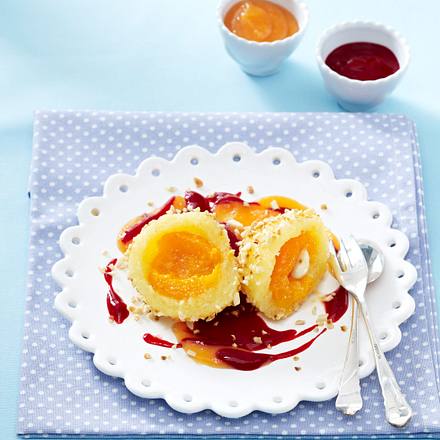 Marillenknödel und zweierlei Frucht Rezept Marillenknödel und zweierlei Frucht Rezept