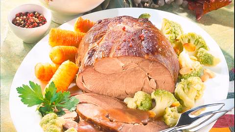 Marinierte Damwildkeule Rezept - Foto: House of Food / Bauer Food Experts KG