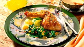 Marinierte Hähnchenschenkel Rezept - Foto: LECKER @ Bauer Media Group
