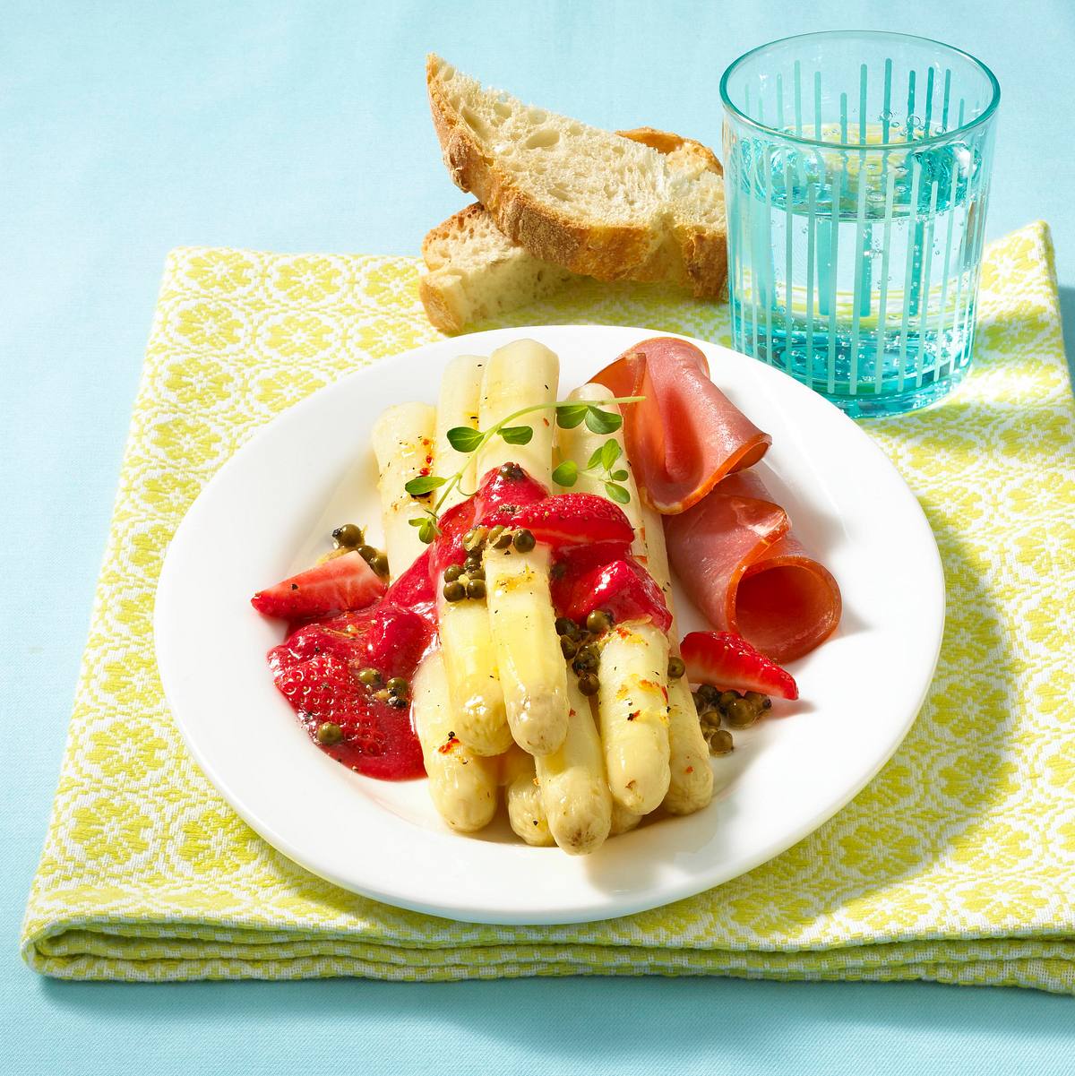 Marinierter Spargel mit Erdbeersoße Rezept