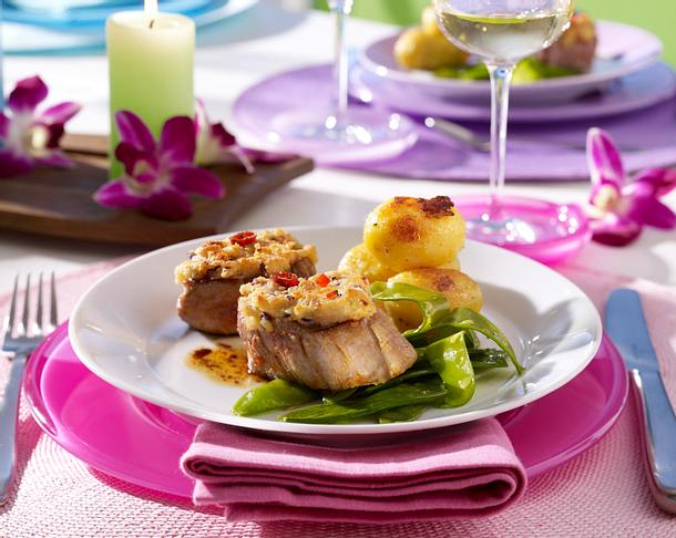 Mariniertes Schweinefilet auf Zuckerschotengemüse Rezept Mariniertes Schweinefilet auf Zuckerschotengemüse Rezept