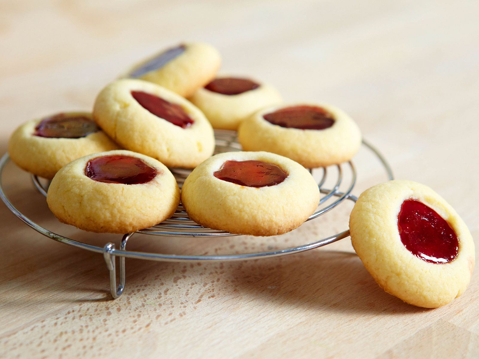 Plätzchen mit Marmelade - die besten Rezepte | LECKER