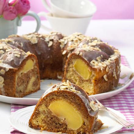 Marmor-Nusskuchen mit Äpfeln Rezept