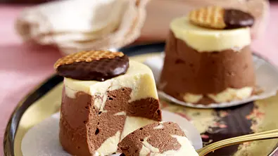 Marmorcreme mit Schokowaffel Rezept - Foto: LECKER @ Bauer Media Group
