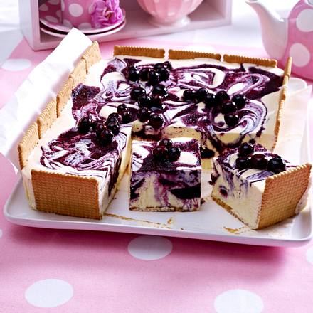 Marmorierte Blaubeer-Vanille-Eistarte Rezept Marmorierte Blaubeer-Vanille-Eistarte Rezept