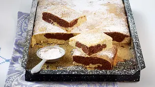 Marmorkuchen Schoko-Banane Rezept - Foto: LECKER @ Bauer Media Group