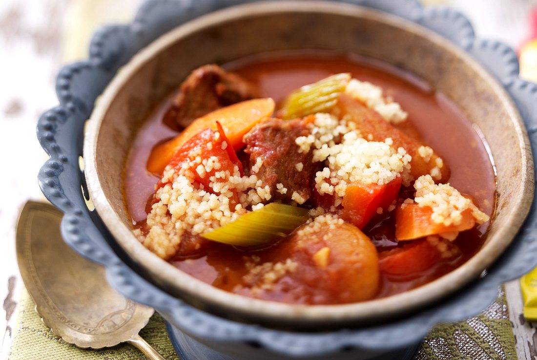 Marokkanische Gemüsesuppe mit Couscous Rezept | LECKER