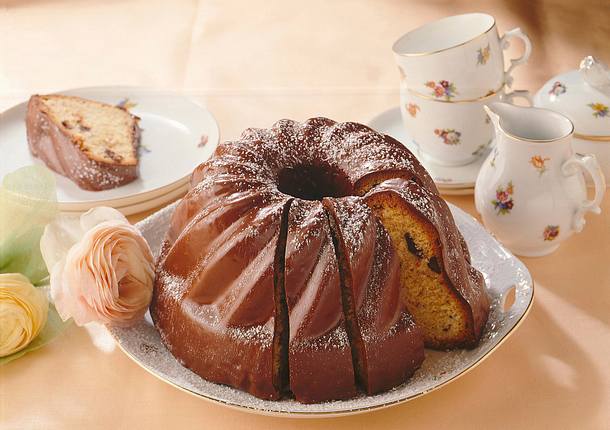 Marzipan-Napfkuchen mit Schokolade Rezept Marzipan-Napfkuchen mit Schokolade Rezept
