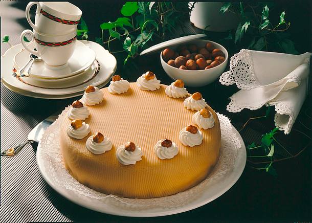 Marzipan-Nuss-Torte Rezept Marzipan-Nuss-Torte Rezept