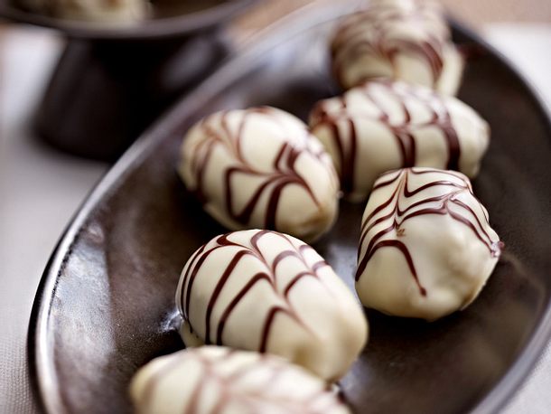Marzipan-Portweinpflaumen Rezept Marzipan-Portweinpflaumen Rezept
