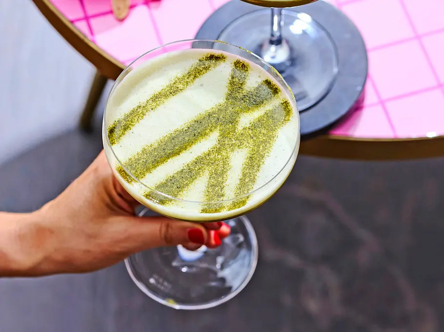 Matcha Whisky Sour Rezept Matcha Whisky Sour Rezept