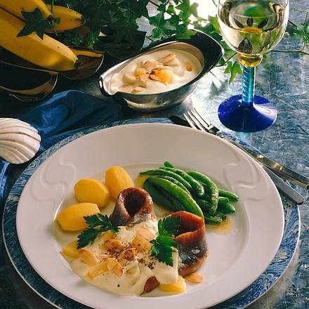 Matjesfilets mit Currysahne Rezept