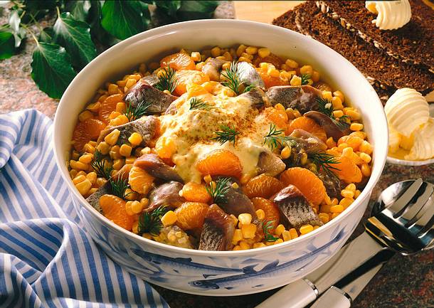 Matjessalat mit Currysoße Rezept Matjessalat mit Currysoße Rezept