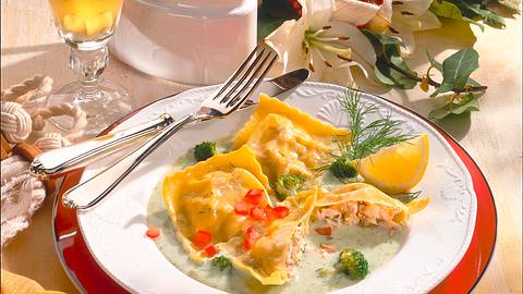 Maultaschen mit Lachsfüllung Rezept - Foto: Maass