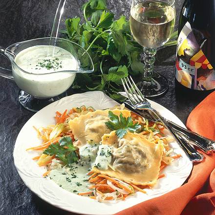 Maultaschen mit Petersiliensoße Rezept