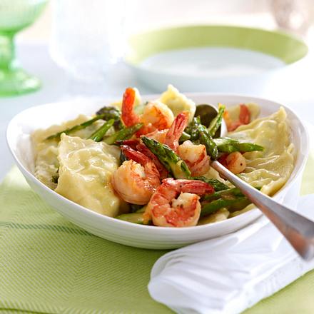 Maultaschen mit Spargel-Frischkäse-Füllung Rezept Maultaschen mit Spargel-Frischkäse-Füllung Rezept