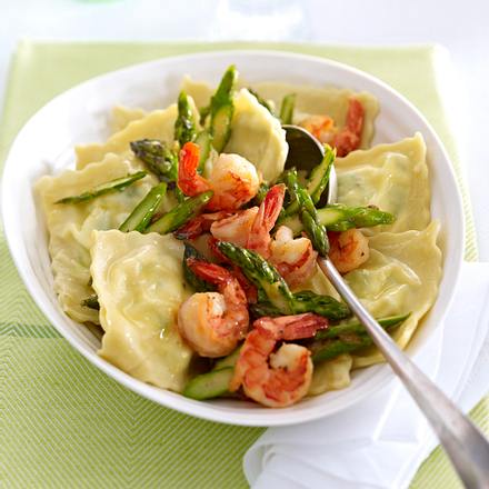 Maultaschen mit Spargel-Frischkäse-Füllung Rezept Maultaschen mit Spargel-Frischkäse-Füllung Rezept