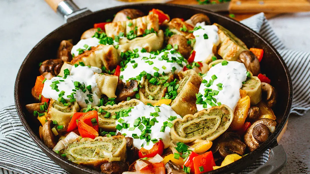 Maultaschen-Pfännle Rezept - Foto: ShowHeroes für LECKER @ Bauer Media Group Maultaschen-Pfännle Rezept - Foto: ShowHeroes für LECKER @ Bauer Media Group
