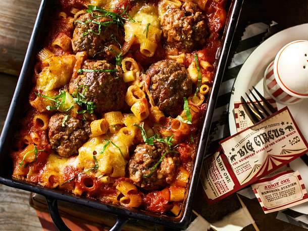 Meatball-Auflauf "Flying Salsicce" Rezept