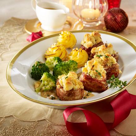 Medaillons mit Macadamiakruste Rezept Medaillons mit Macadamiakruste Rezept