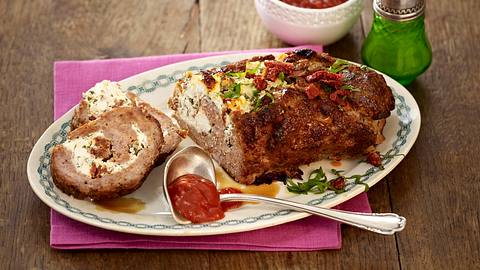 Mediterrane Hackbraten-Rolle Rezept - Foto: House of Food / Bauer Food Experts KG