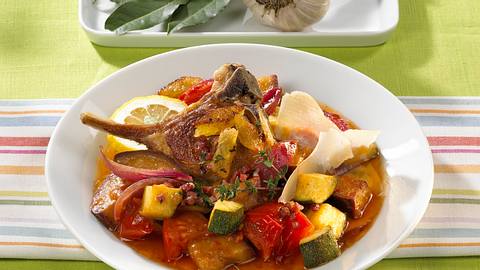 Mediterraner Gemüsetopf Rezept - Foto: Maass