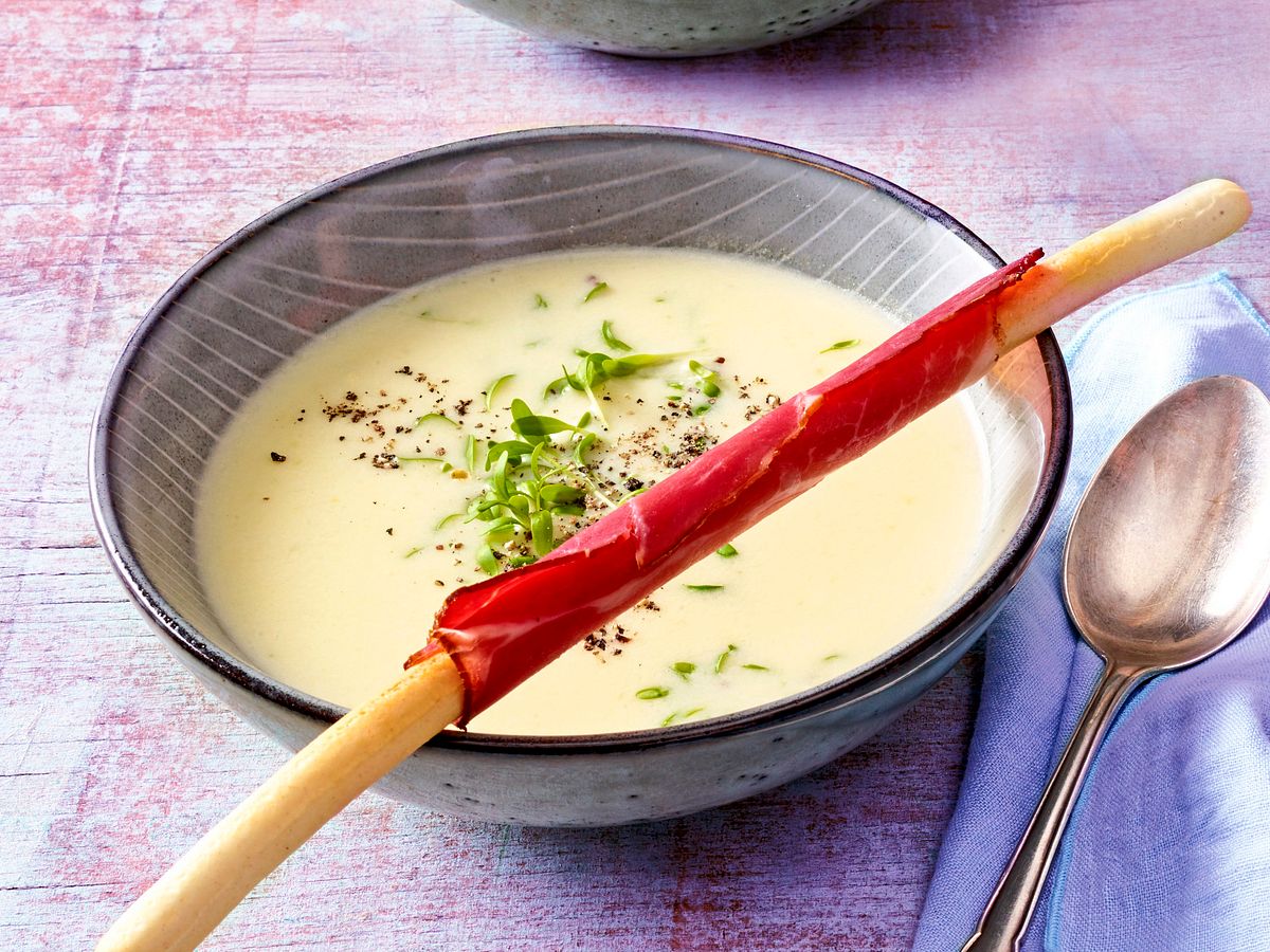 Meerrettich-Kartoffelsuppe mit Grissini Rezept