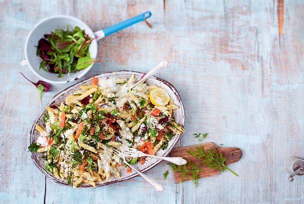 Meerrettich-Penne mit gedilltem Lachs Rezept Meerrettich-Penne mit gedilltem Lachs Rezept