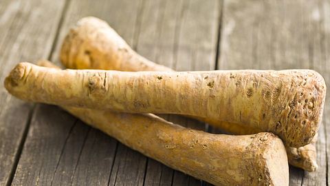 Meerrettich wird im Spätherbst geerntet. - Foto: Jiri Hera / Fotolia