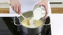 Brandteig - mehl_zu_milch_fett_geben