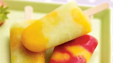 Melonen-Aprikosen-Eis mit Vanille Rezept - Foto: LECKER @ Bauer Media Group Melonen-Aprikosen-Eis mit Vanille Rezept - Foto: LECKER @ Bauer Media Group