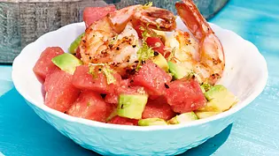 Melonen-Avocado-Salat mit Garnelen Rezept - Foto: LECKER @ Bauer Media Group Melonen-Avocado-Salat mit Garnelen Rezept - Foto: LECKER @ Bauer Media Group