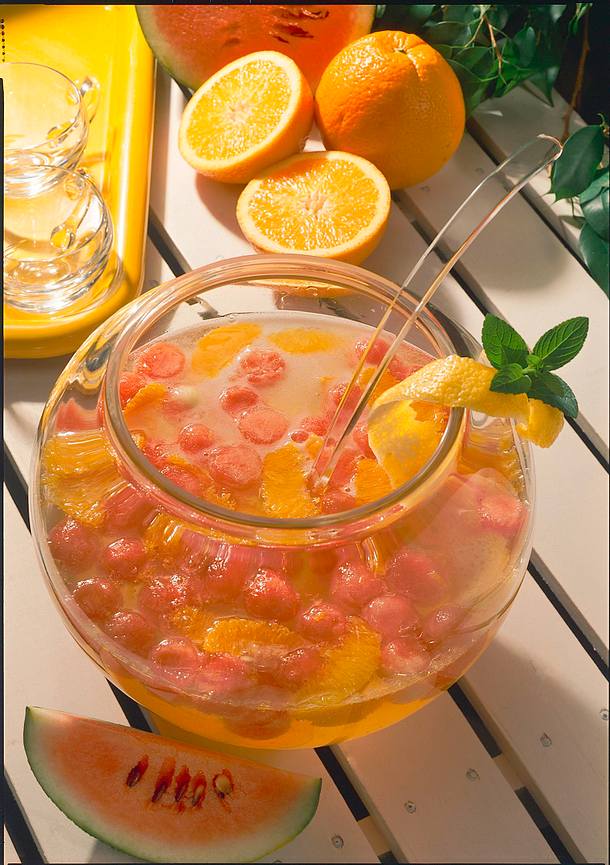 Melonen-Orangen-Bowle Rezept | LECKER