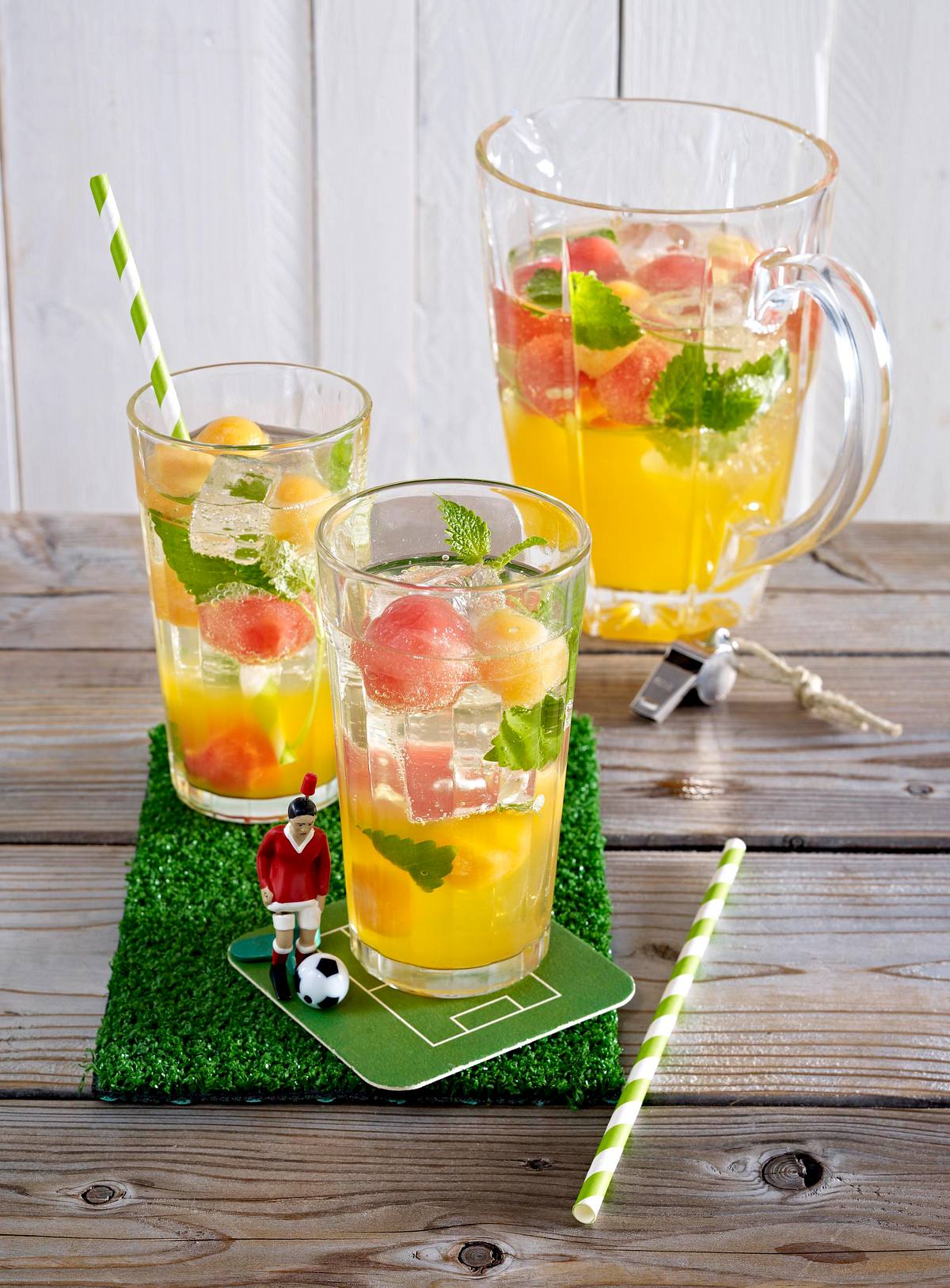 Melonen-Sanddorn-Sangria Rezept