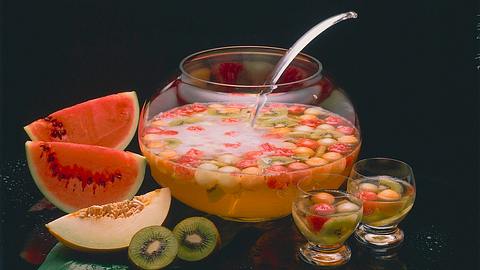 Melonenbowle Rezept - Foto: House of Food / Bauer Food Experts KG