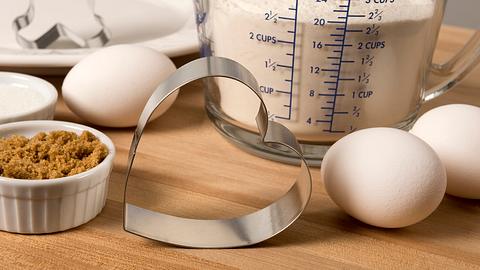 Mit einem guten Messbecher ohne Probleme Backen - Foto: iStock