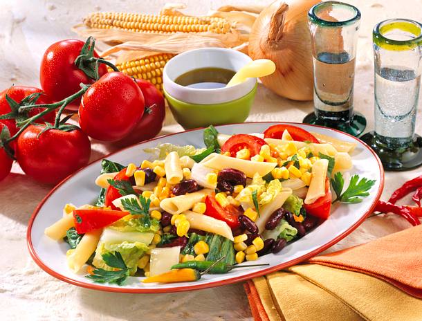 Mexikanischer Nudel-Tomaten-Salat Rezept Mexikanischer Nudel-Tomaten-Salat Rezept
