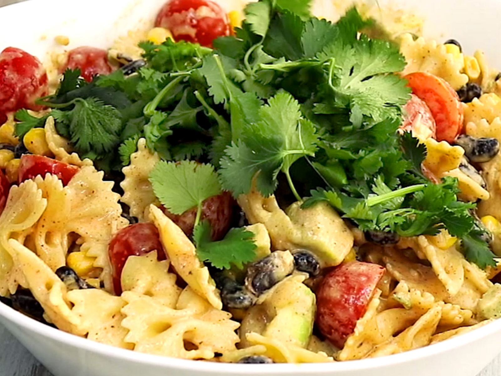 Mexikanischer Nudelsalat - so geht&amp;#39;s | LECKER