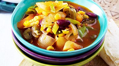 Mexikanisches Zwiebel-Kartoffel-Gulasch Rezept - Foto: LECKER @ Bauer Media Group