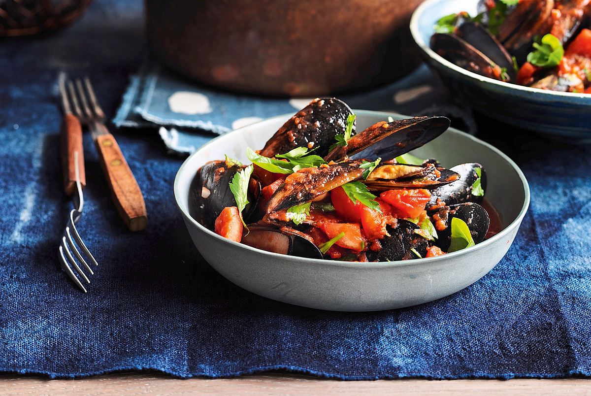 Miesmuscheltopf mit Tomaten Rezept