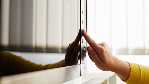 Mikrowelle mit Backofen - Foto: iStock/Rostislav_Sedlacek