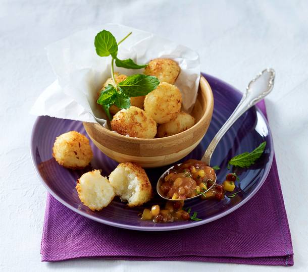 Milchreis-Bällchen mit Mango-Chutney Rezept Milchreis-Bällchen mit Mango-Chutney Rezept