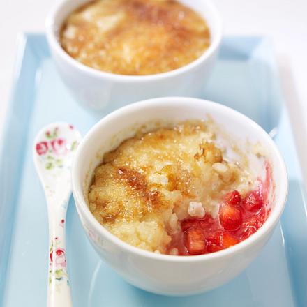 Milchreis brûlée auf frischen Erdbeeren Rezept Milchreis brûlée auf frischen Erdbeeren Rezept