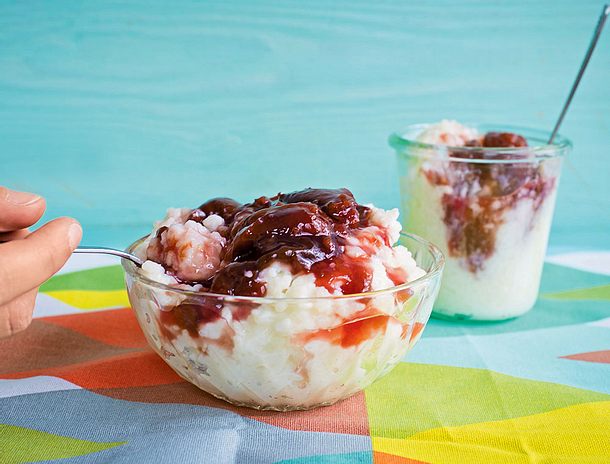 Milchreis mit beschwipsten Zwetschen Rezept Milchreis mit beschwipsten Zwetschen Rezept