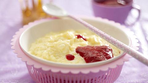 Milchreis mit Himbeersoße Rezept - Foto: House of Food / Bauer Food Experts KG