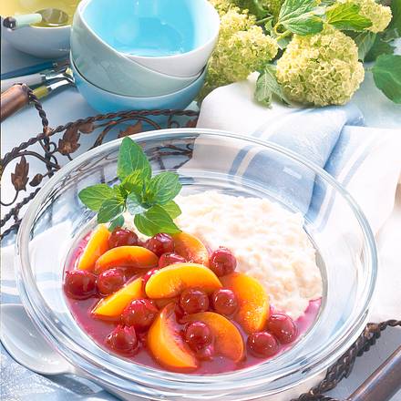 Milchreis mit Pfirsichen und Kirschen (Diabetiker) Rezept Milchreis mit Pfirsichen und Kirschen (Diabetiker) Rezept