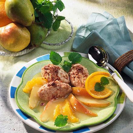 Milchreis-Nocken zu Kompott Rezept Milchreis-Nocken zu Kompott Rezept