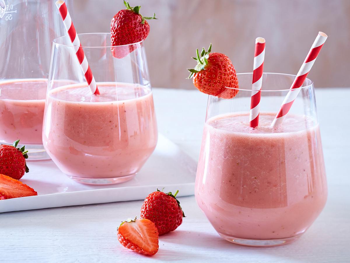 Milchshake mit gerösteten Erdbeeren